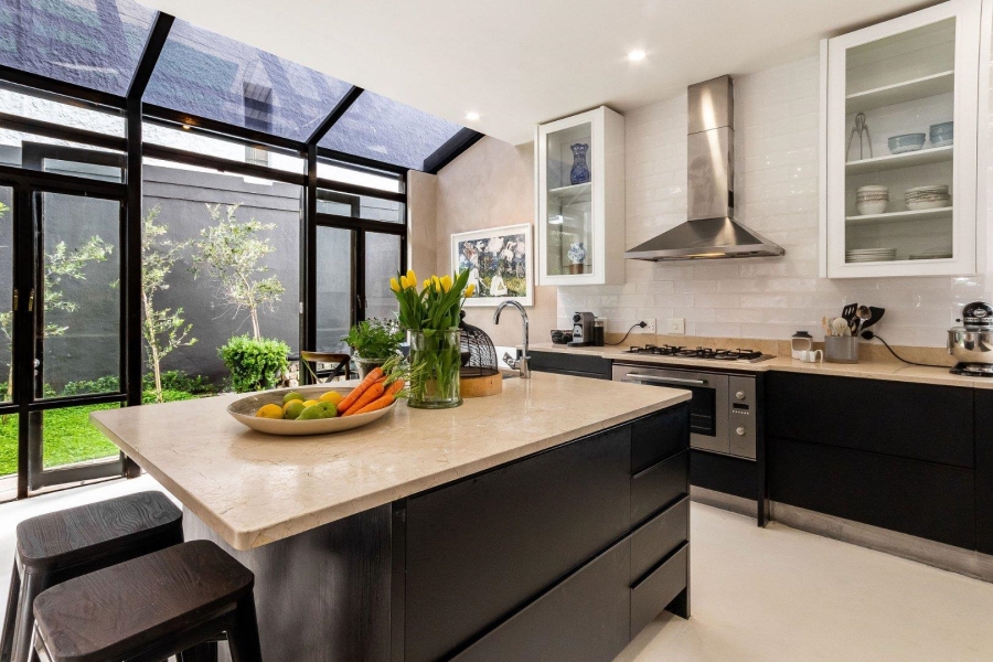 To Let 3 Bedroom Property for Rent in Fresnaye Western Cape